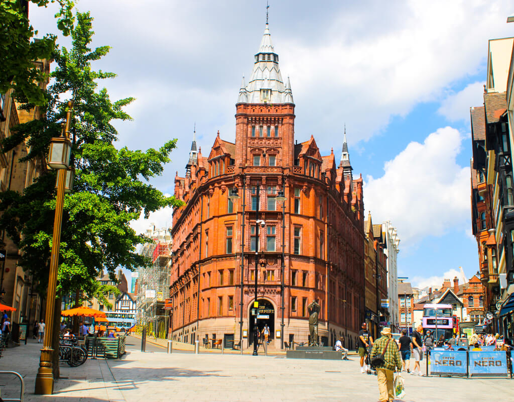 A photograph of Nottingham in the sunshine